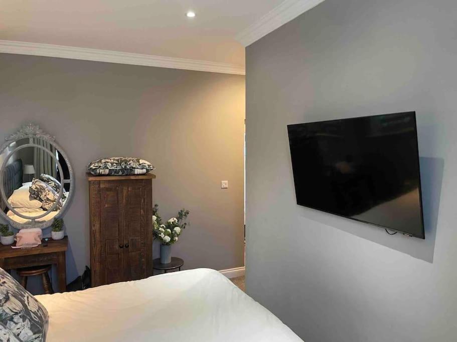 Whitehall, Thomas Turnbull Flat 3 Beautiful Apartment In Georgian House Whitby Exterior photo